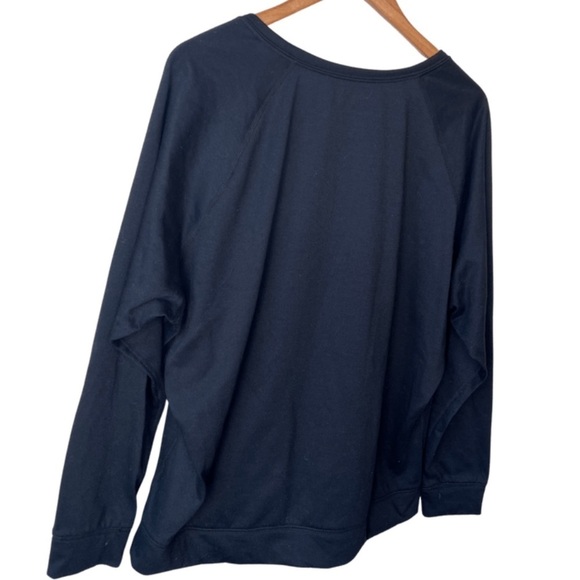 Nike Dri-fit Black Crewneck Sweatshirt Grey Logo Athleisure Pullover Soft Top - Picture 13 of 16